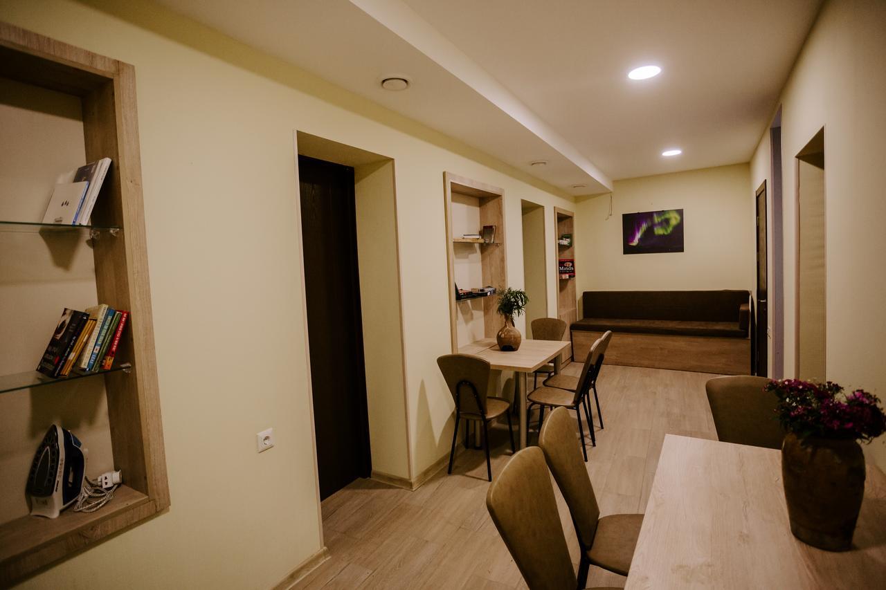 Tbilisi Viking Hostel Esterno foto