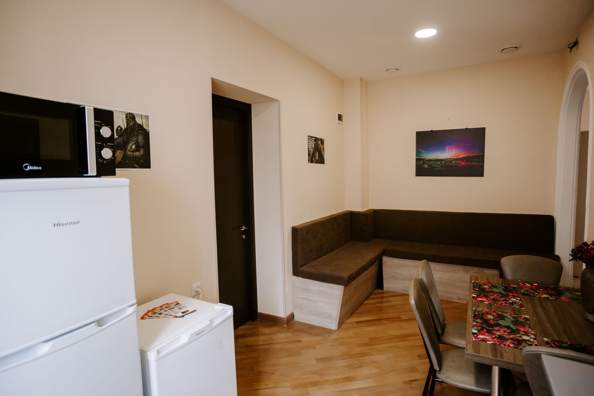 Tbilisi Viking Hostel Esterno foto