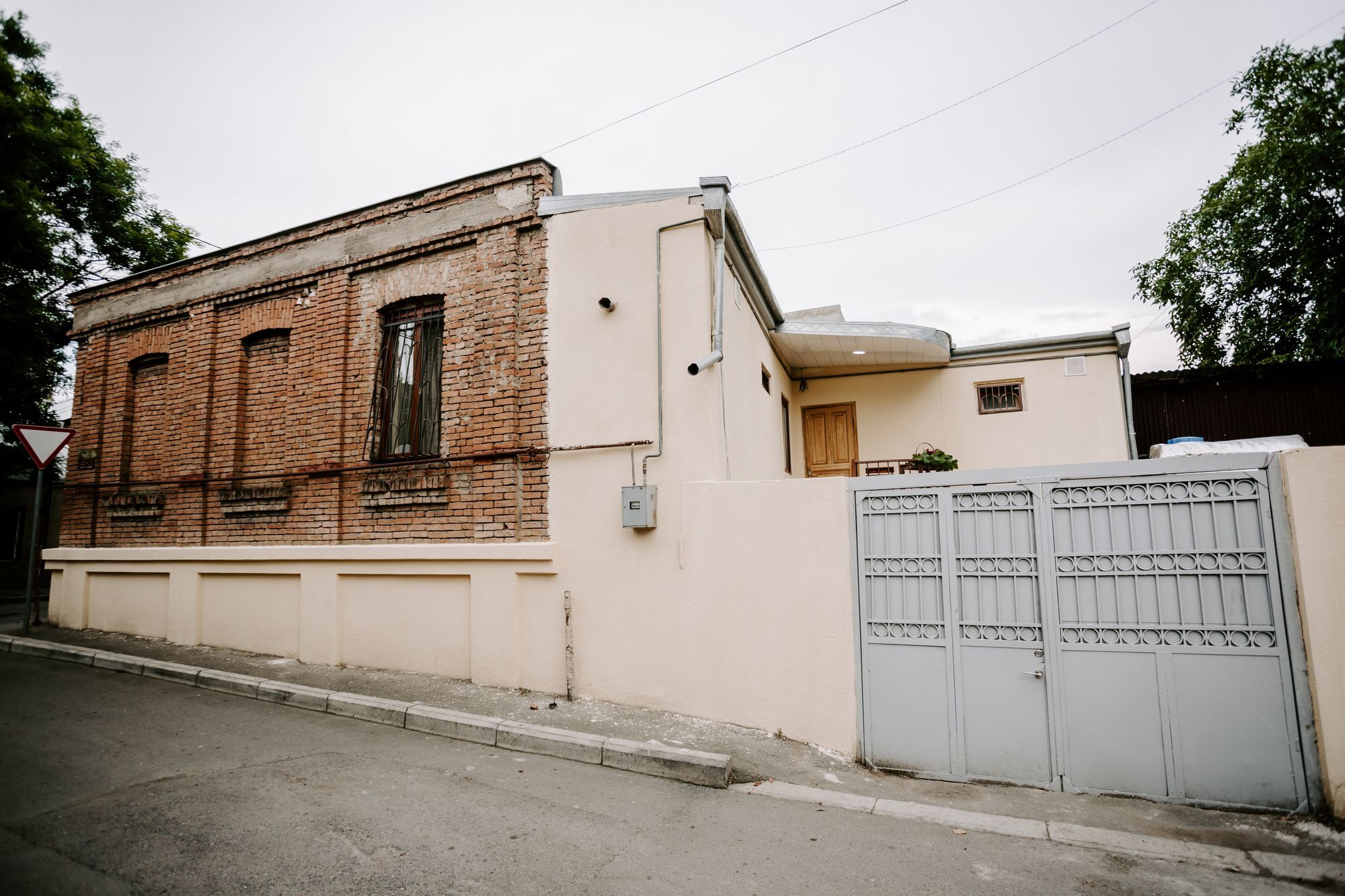 Tbilisi Viking Hostel Esterno foto